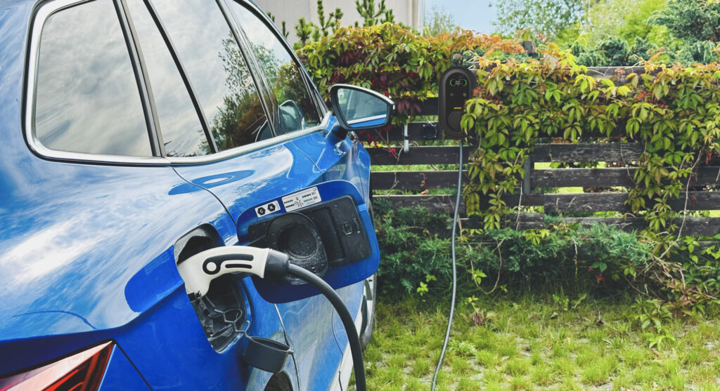 Customer story: Charging an electric car made Simple